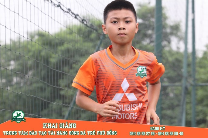TUYỂN SINH LỚP ĐÀO TẠO TÀI NĂNG BÓNG ĐÁ TRẺ PHÙ ĐỔNG